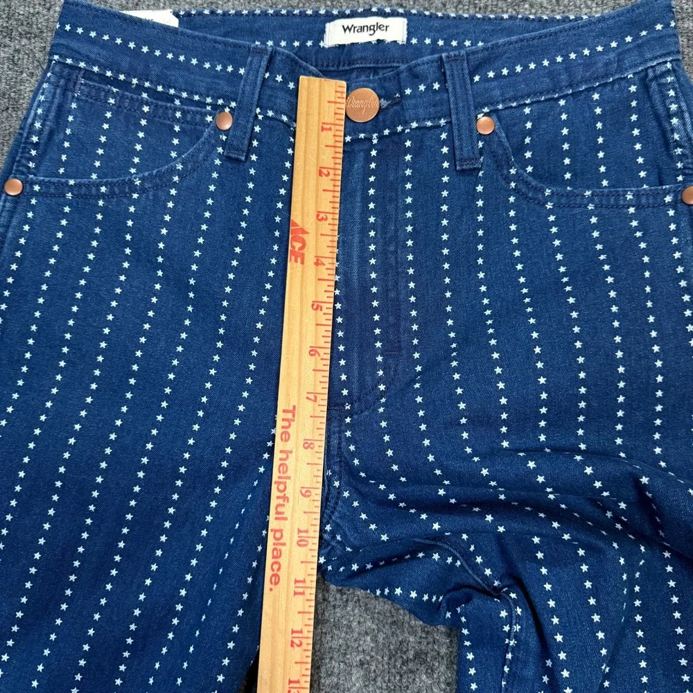 NWT Wrangler Wrancher Pin Star Boot Jeans Blue White Striped Size 26x31